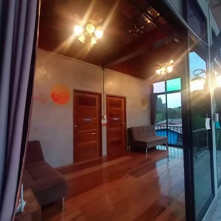 Baan Rabiangdao UthaiThani Uthai Thani Luaran gambar