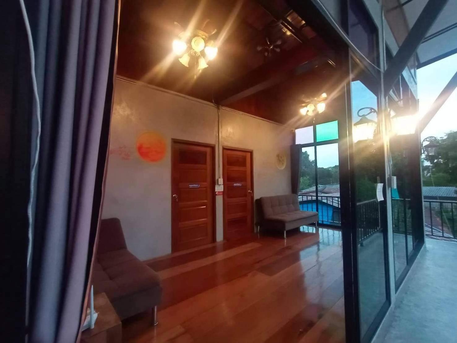 Baan Rabiangdao UthaiThani Uthai Thani Luaran gambar